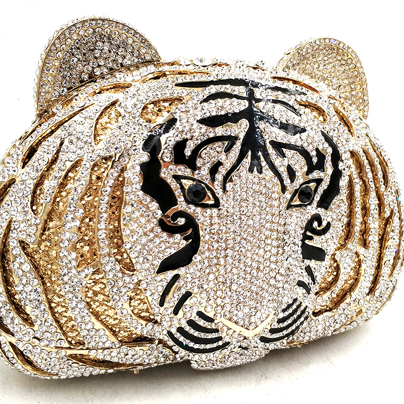 Creative Tager Clutch