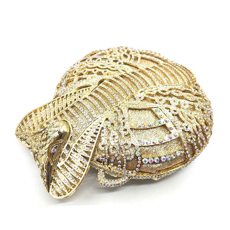 Cobra Diamond Clutch
