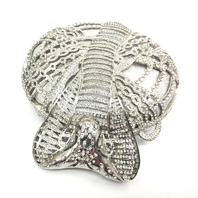 Cobra Diamond Clutch