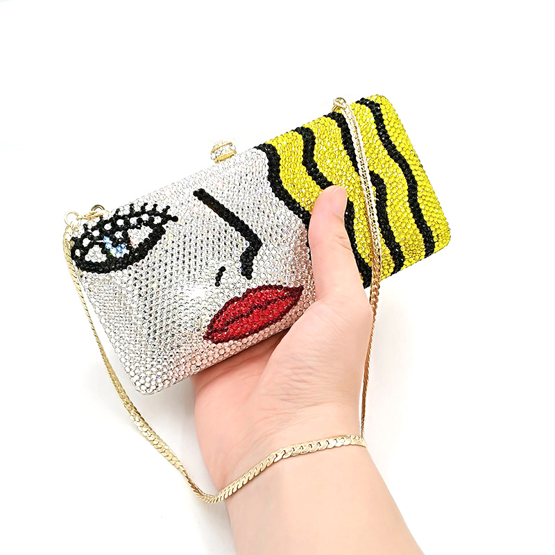 Fashion Crystal Clutch
