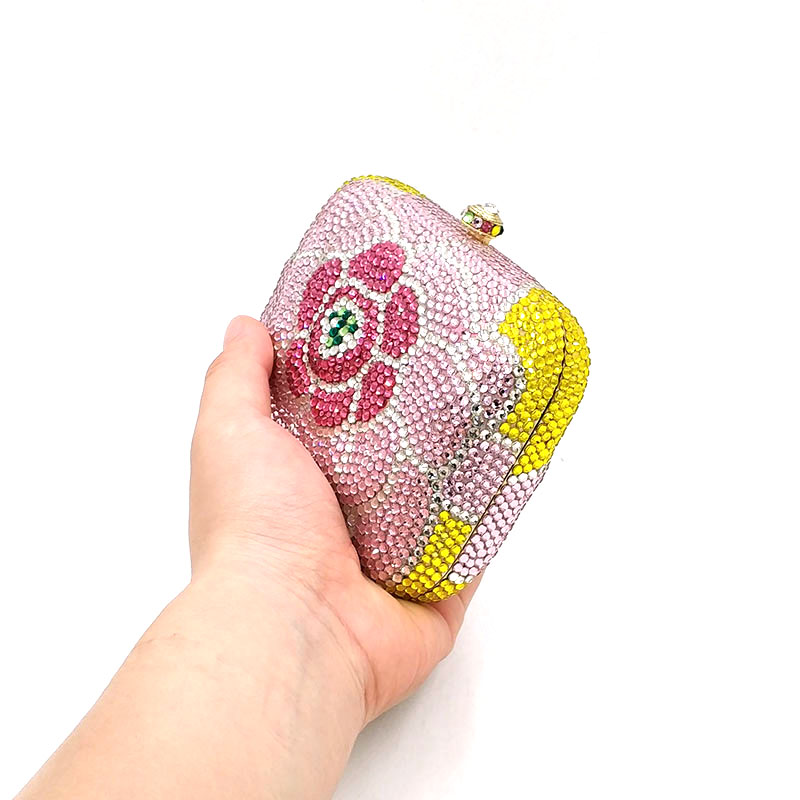 Fashion Flower Clutch