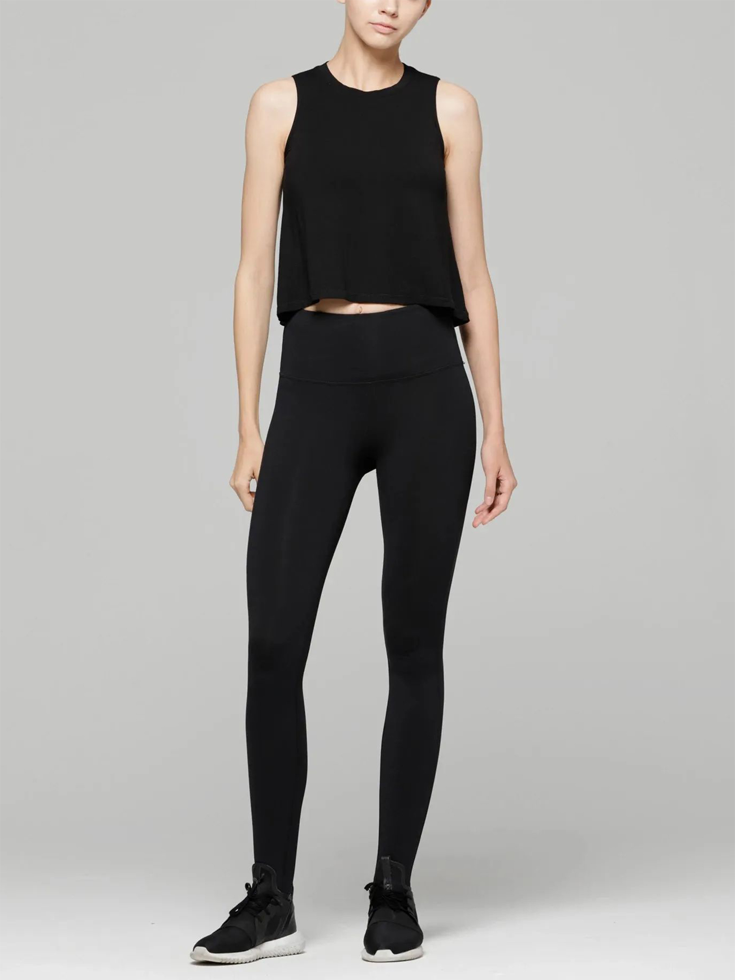 LOOSE CROPPED MUSCLE TANK, BLACK