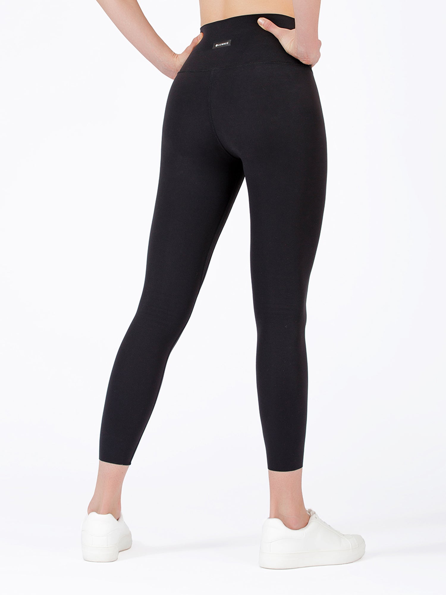 NUDE SEAMLESS HIGH WAIST ANKLE CROPS, BLACK