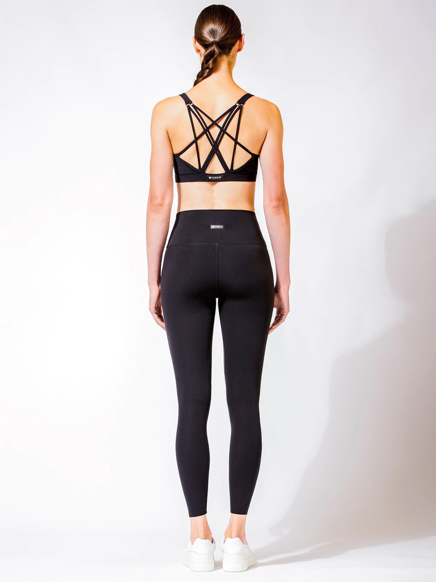 NUDE SEAMLESS HIGH WAIST ANKLE CROPS, BLACK