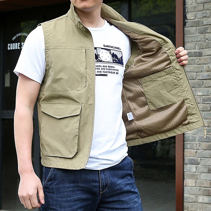 Men's Outdoor Fishing Climbing Casual Breathable Muti-pockets Zipper Light Plain Stand Collar Sleeveless Gilet