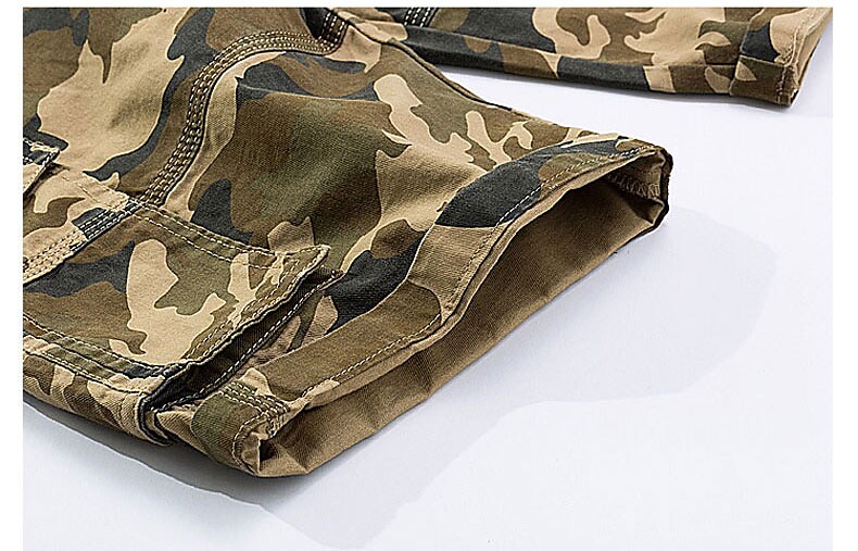 Men's Outdoor Hiking Fishing Trip Camping Breathable Quick drying multi pocket camouflage cargo shorts