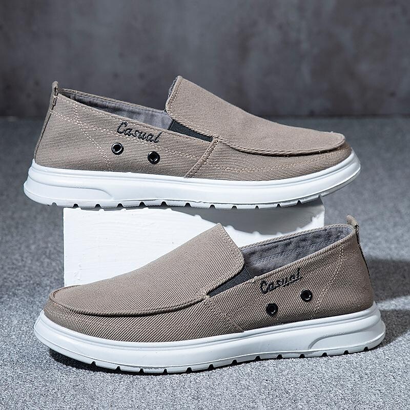 Men's plus size casual canvas shoes light soft sole shoes