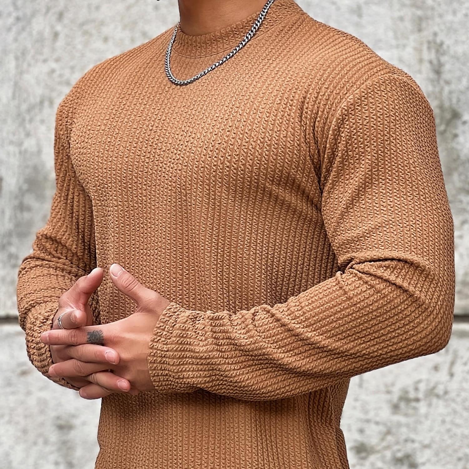 Men's Fitness Long-sleeved Round Neck Simple Loose Bottoming Shirt
