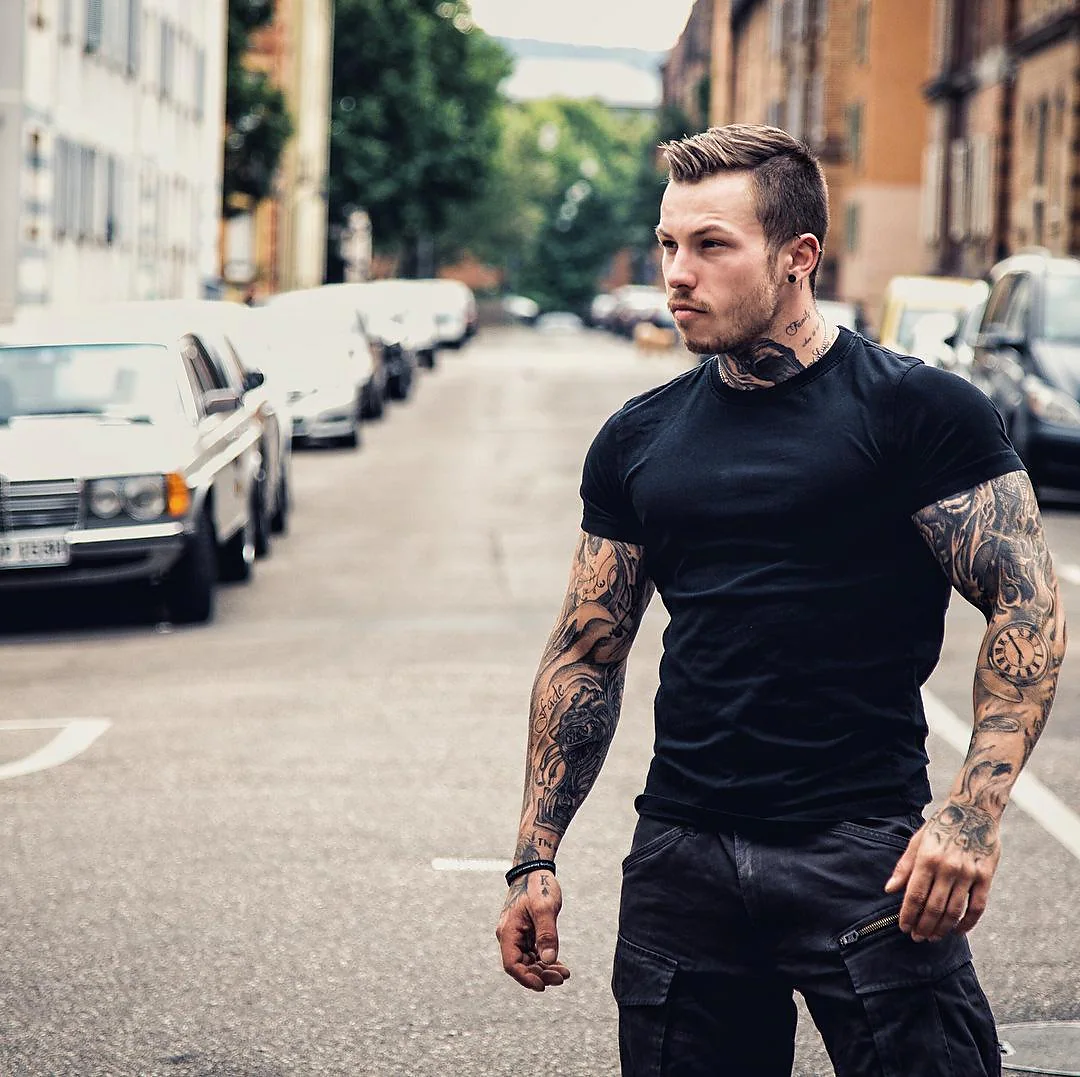 Athleisure Short Sleeve Slim Fit T-Shirt