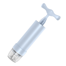 Manual vacuum pump
