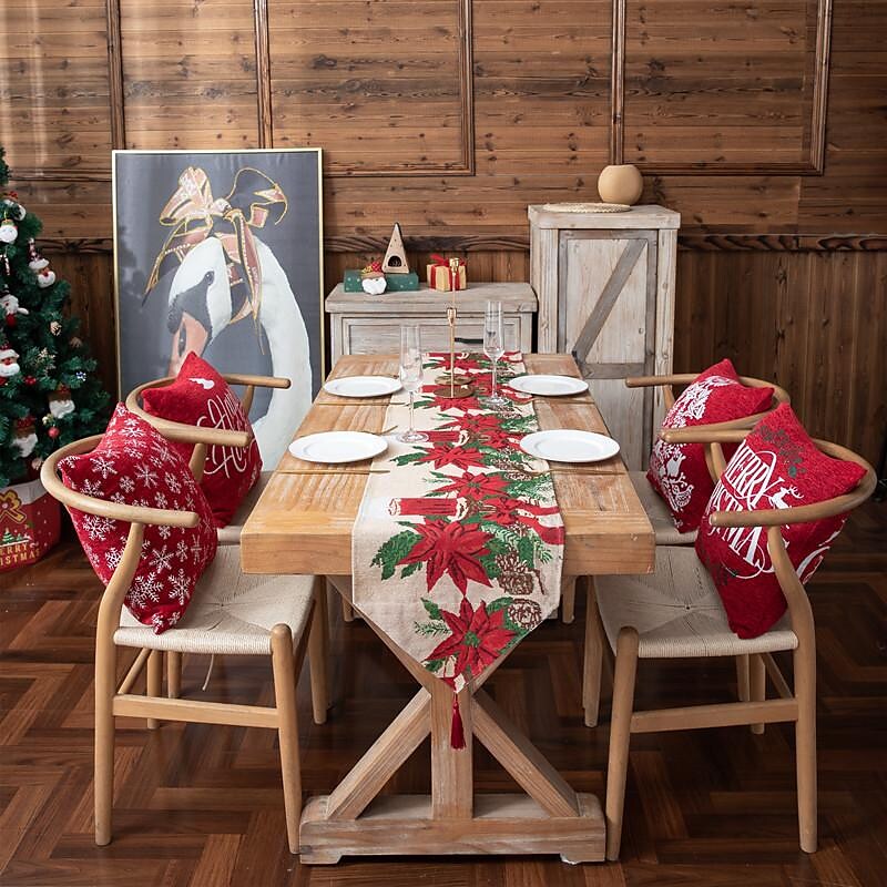 Christmas Table Runner with Tassel Retro Red Embroidery Jacquard Table Runners