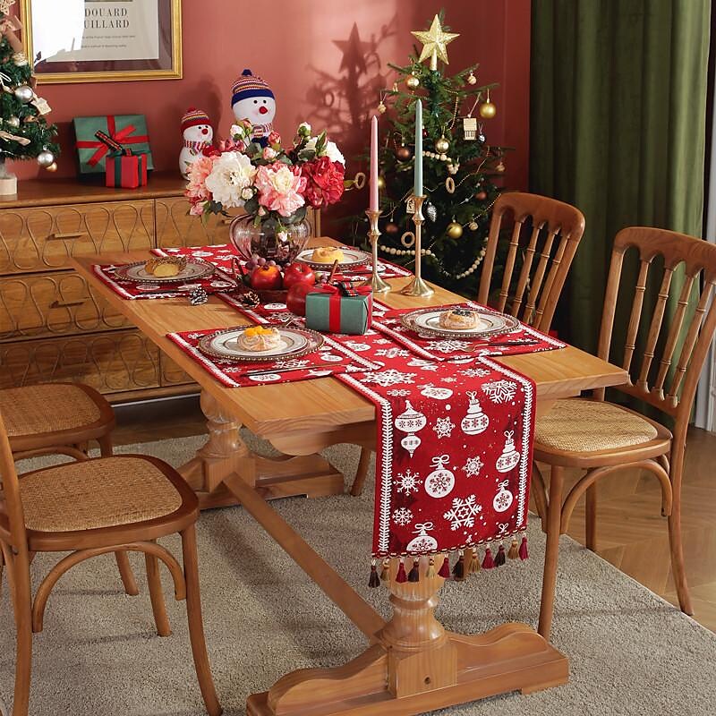 Christmas Embroidery Snowflake Jacquard Table Runner with Tassel