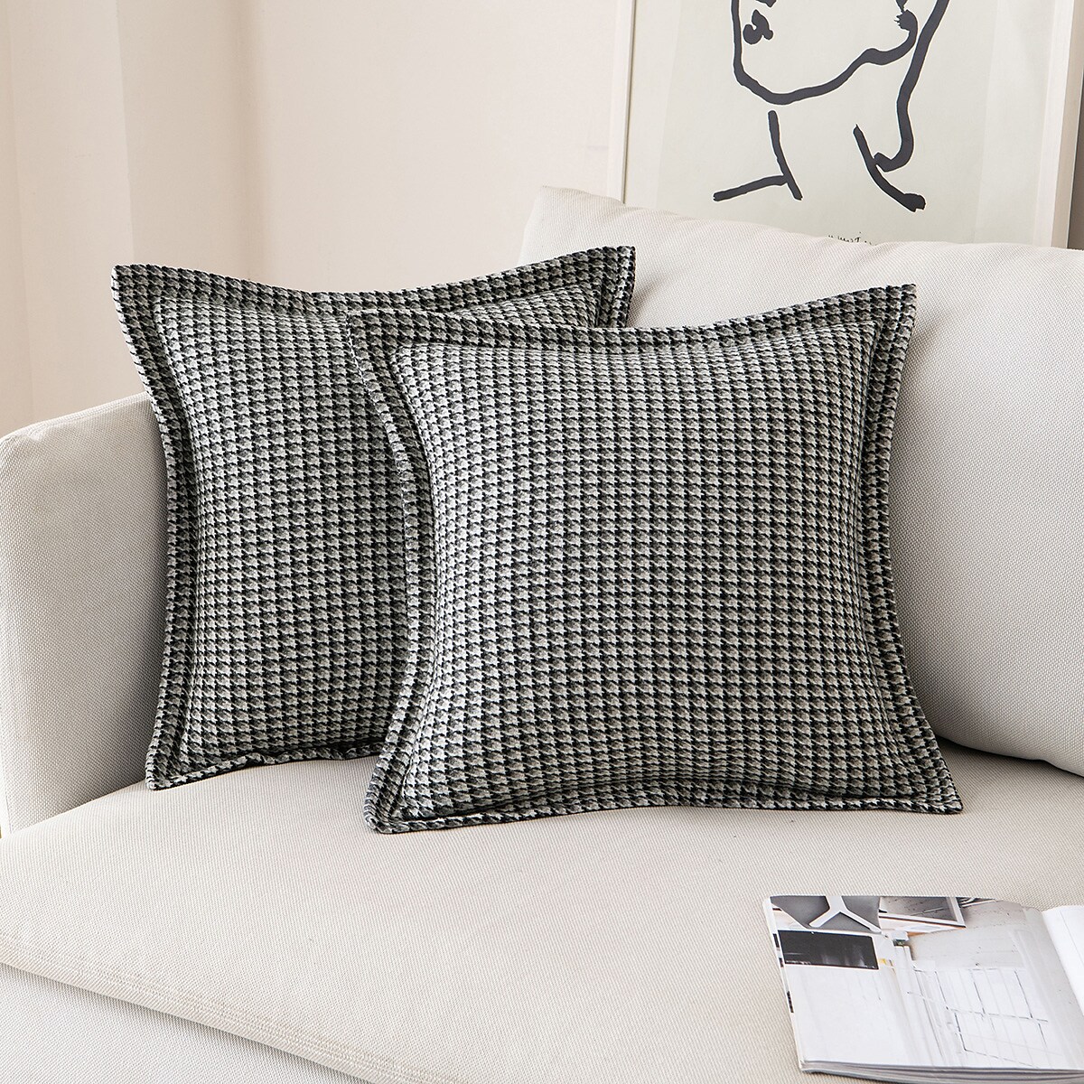 Polyester Houndstooth Seamed Pillow Cover  